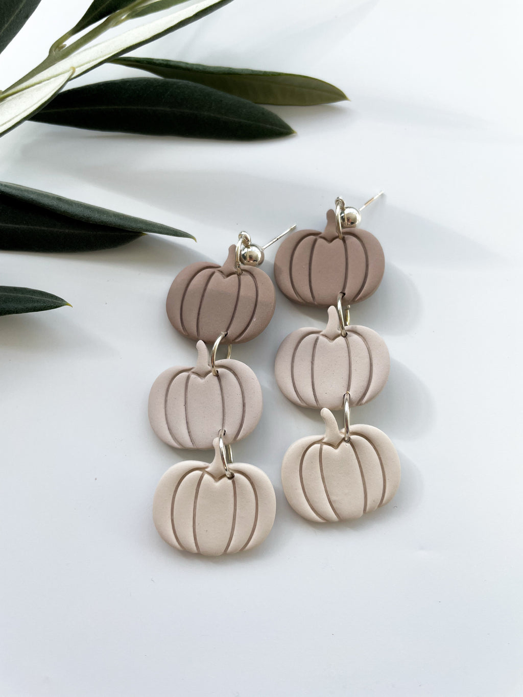Stacked Pumpkin - Beige