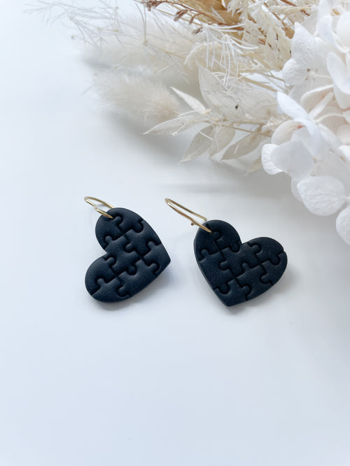Black Puzzle Hearts