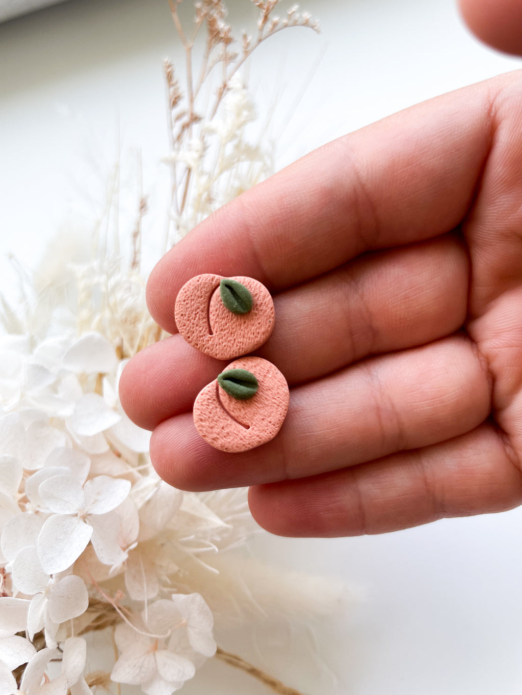 Peach studs