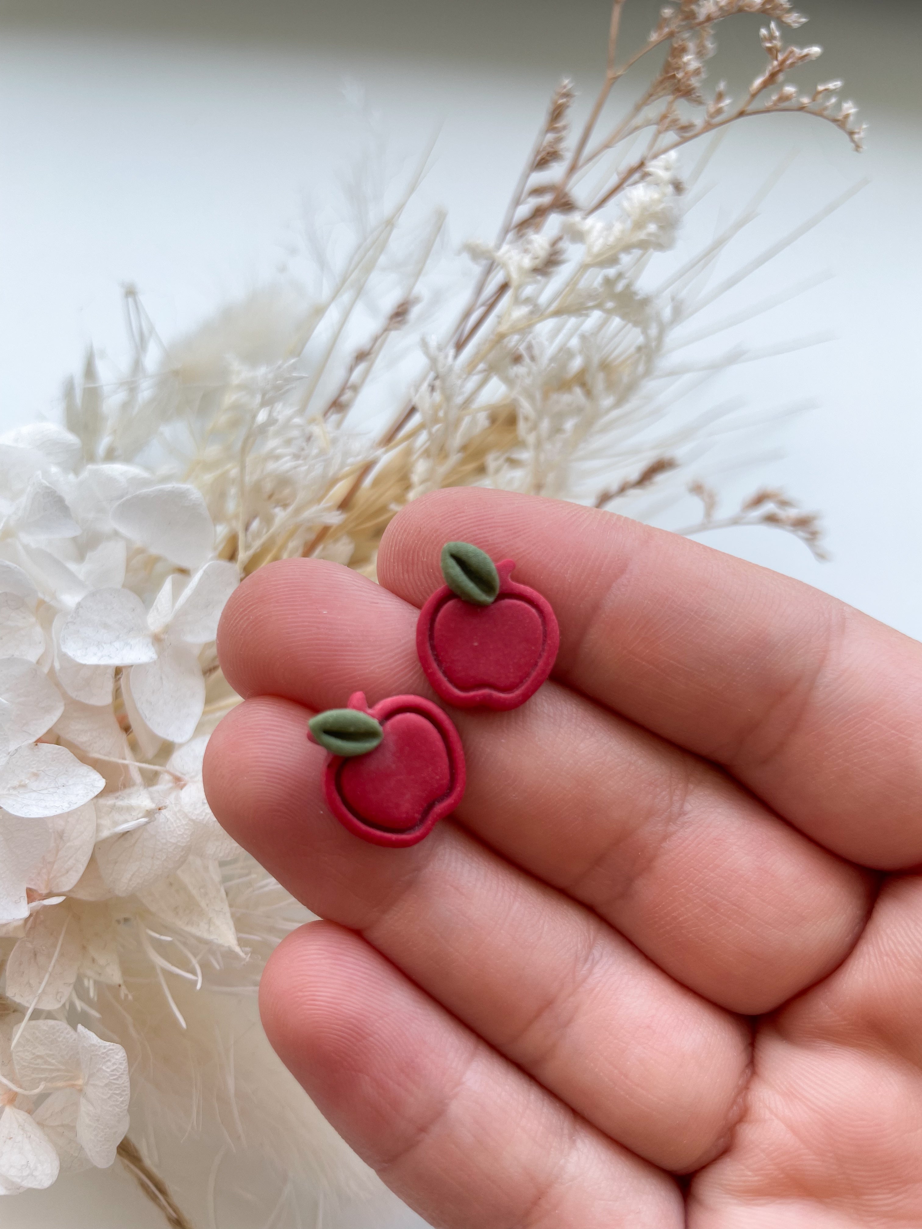 Apple studs