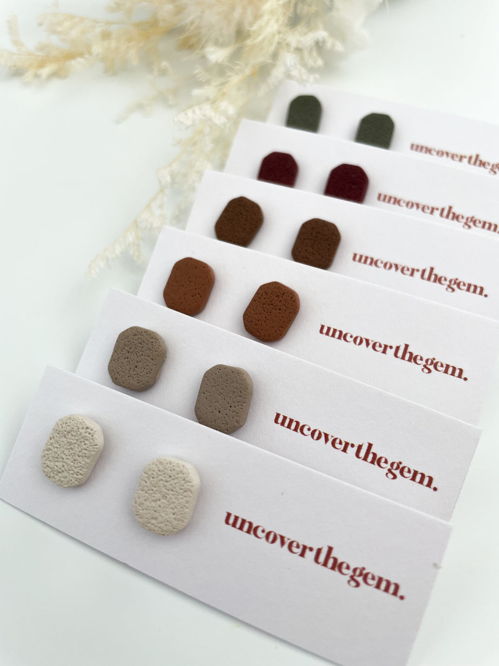 Earthy studs