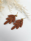 Orange-brown leaf drop