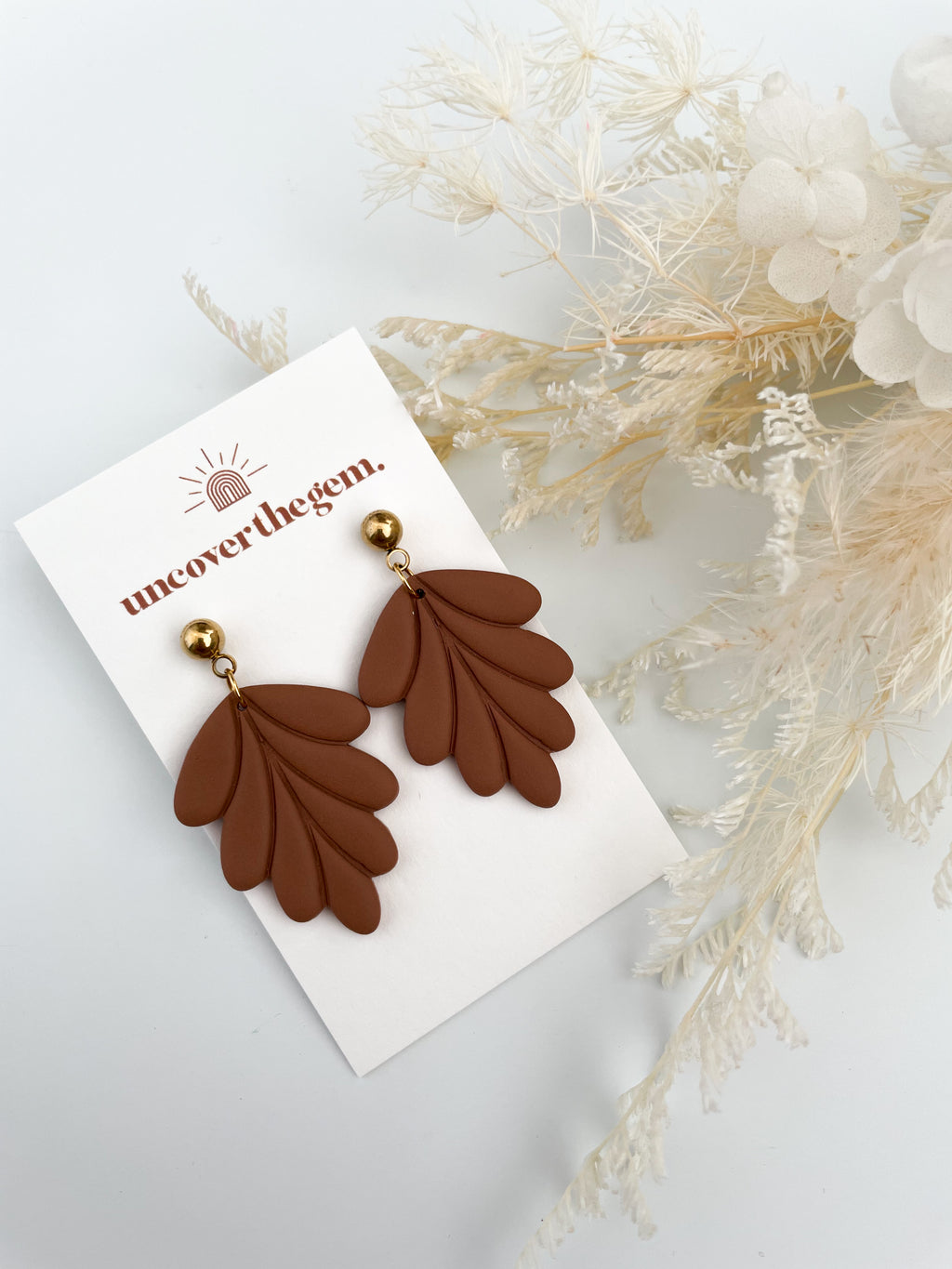Orange-brown Leaf