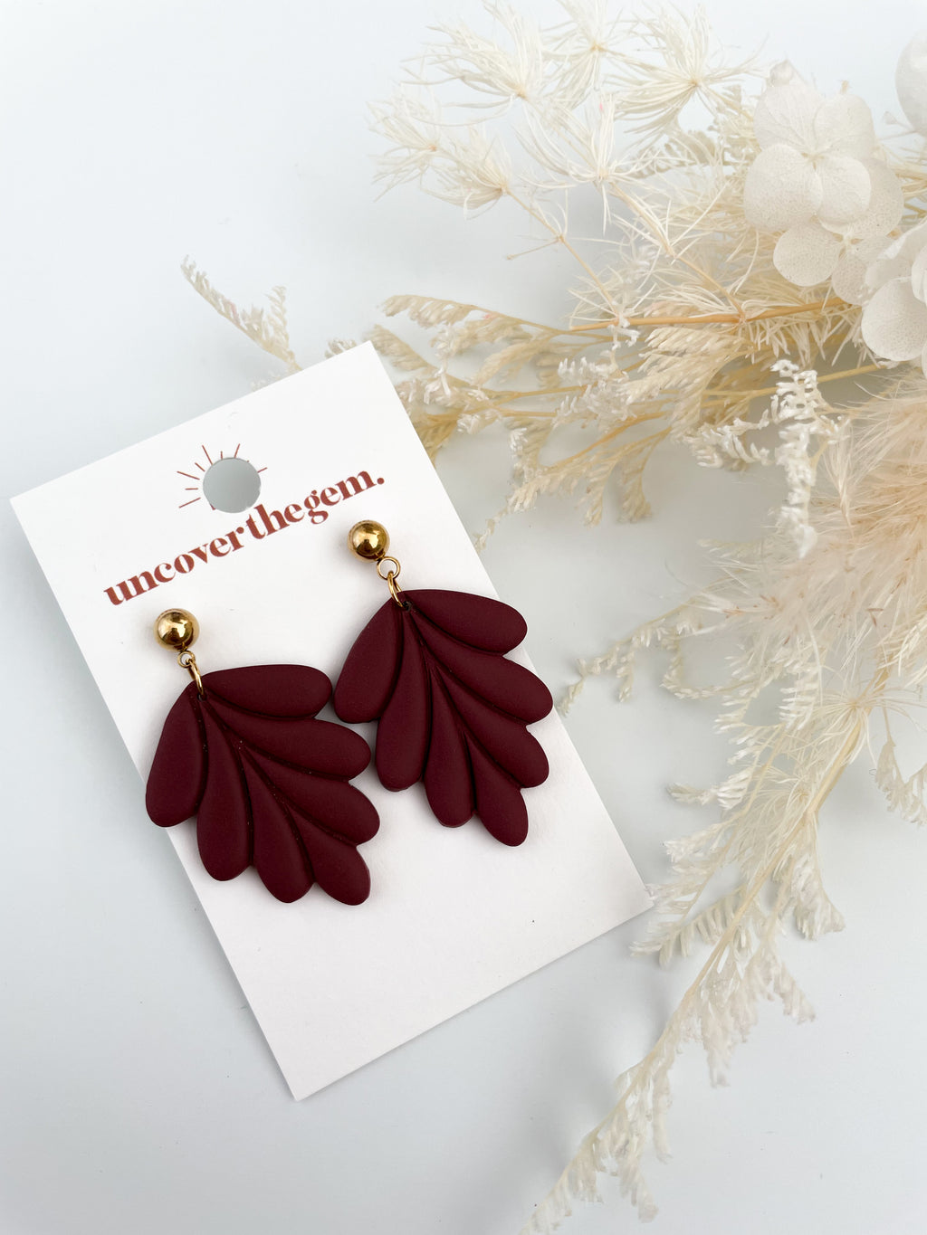 Maroon Leaf