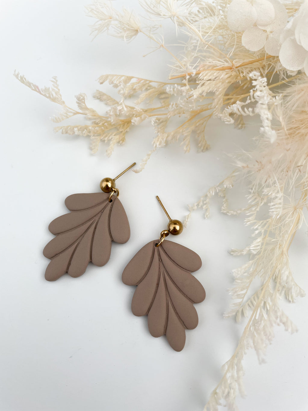 Stone leaf