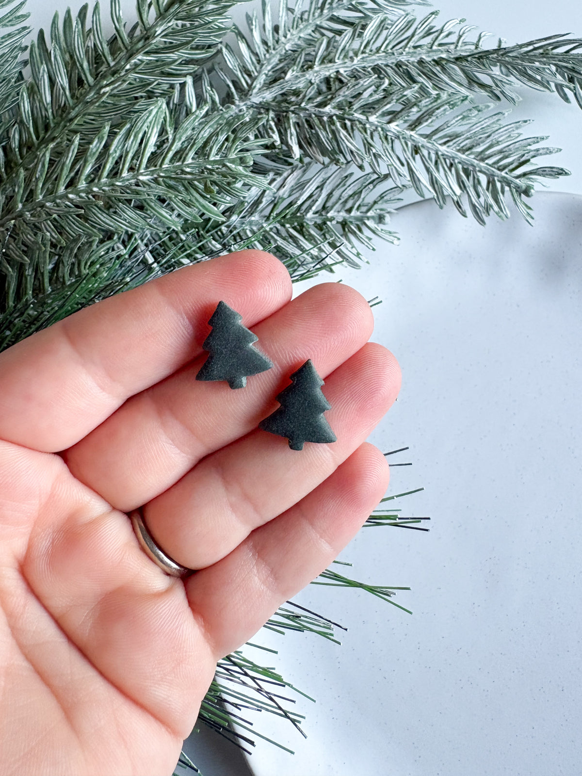 Tree studs