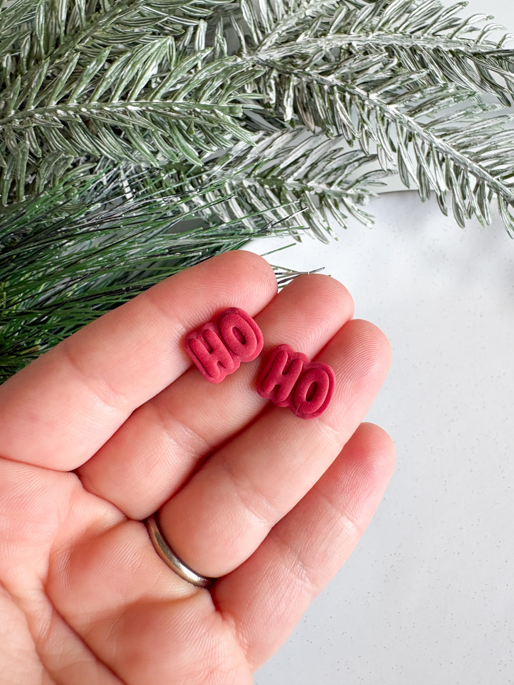 Ho Ho studs
