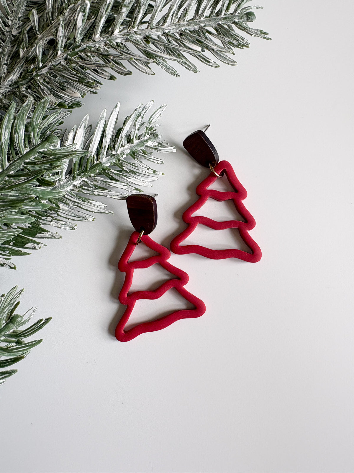Christmas tree - red