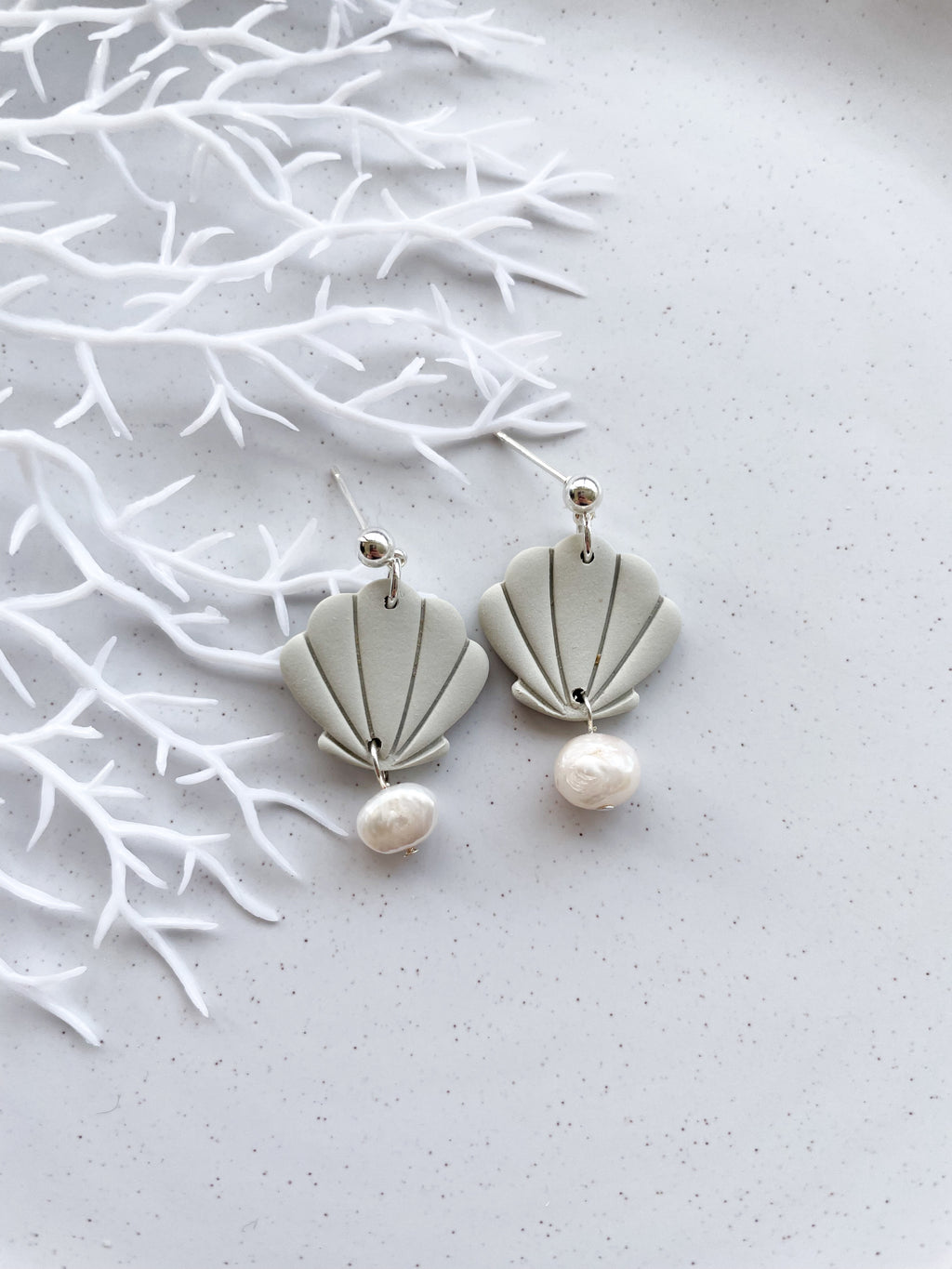 Green Clam & Pearl